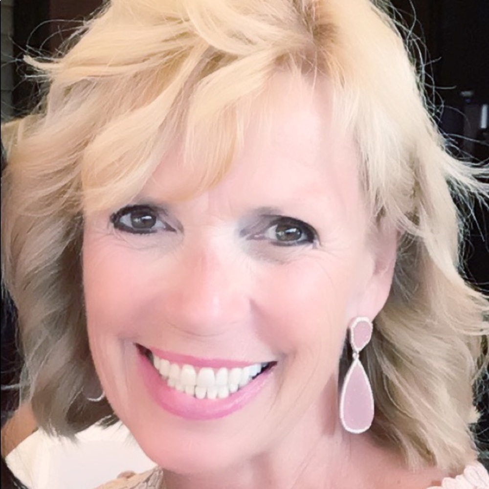 Meet your Posher, Gail